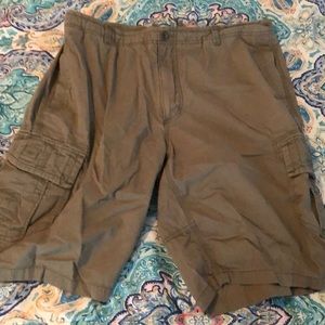 Men’s cargo shorts